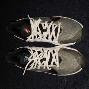 NIKE GIANNIS ZOOM FREAK 2